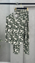 بيجامة نسائي بنقش