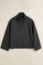 جاكيت نسائي كم عريض