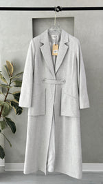 جاكيت نسائي بقص جانبية