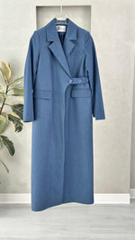 جاكيت حزام ع جنب ازرار