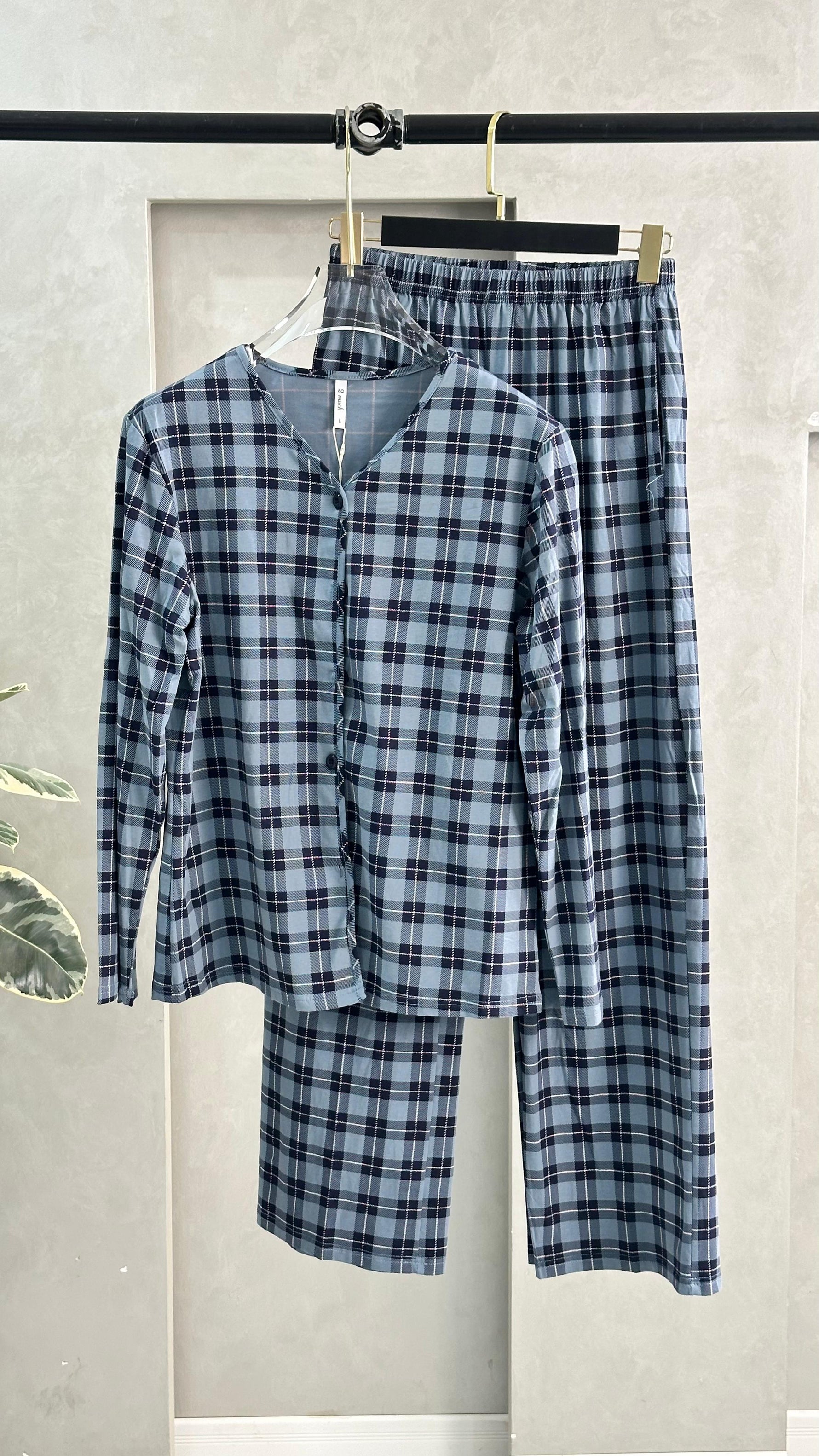 طقم بيجامة بنقش المربعات المتقاطعة