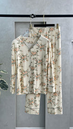 بيجامة نسائي موردة