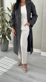 معطف كلاسيكي بياقة مطوية وحزام خصر