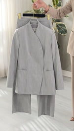 بدلة رسمي مقلم