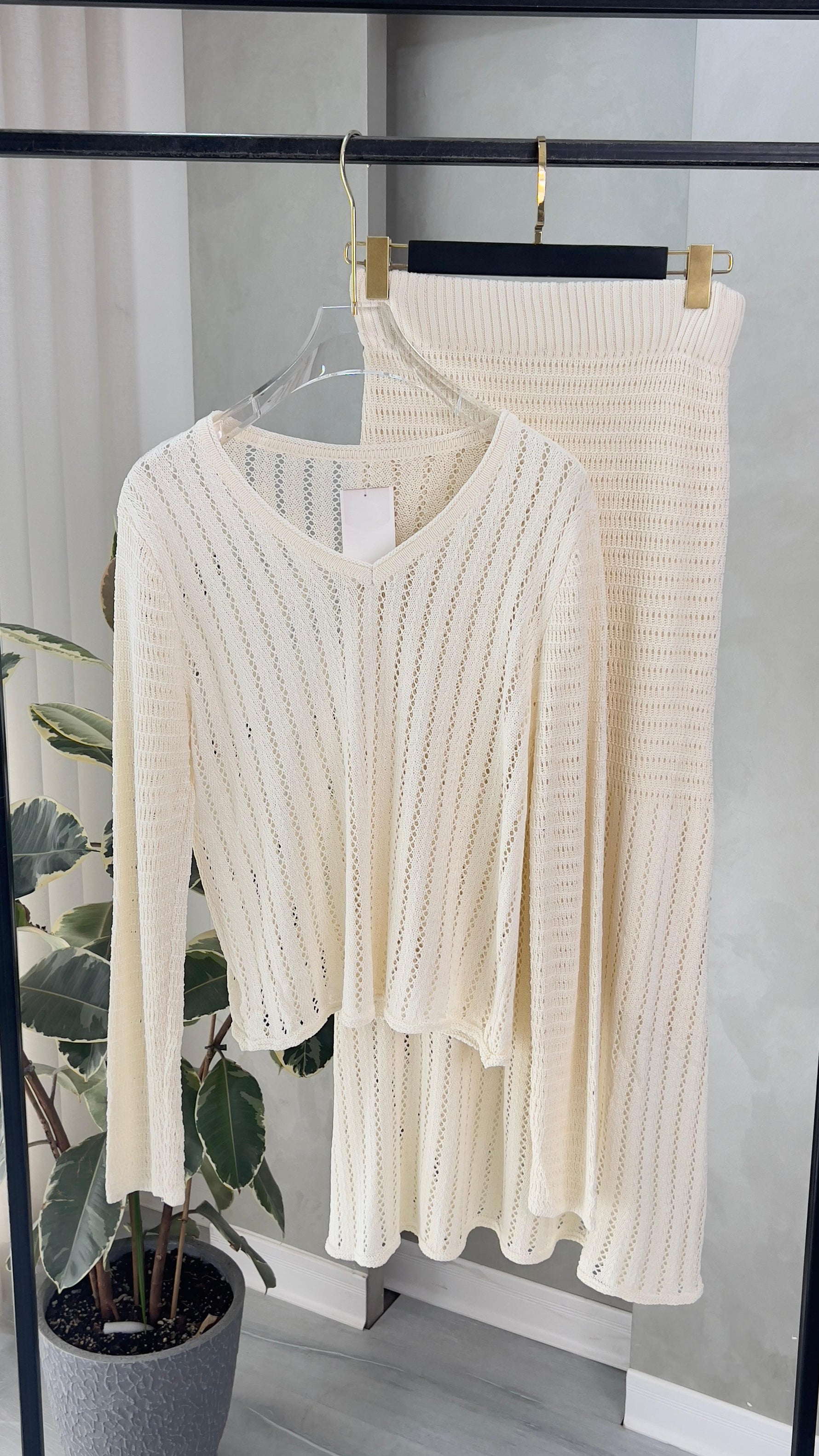 بدلة شبك نسائي