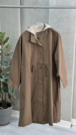 جاكيت نسائي طويل