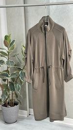 جاكيت نسائي طويل