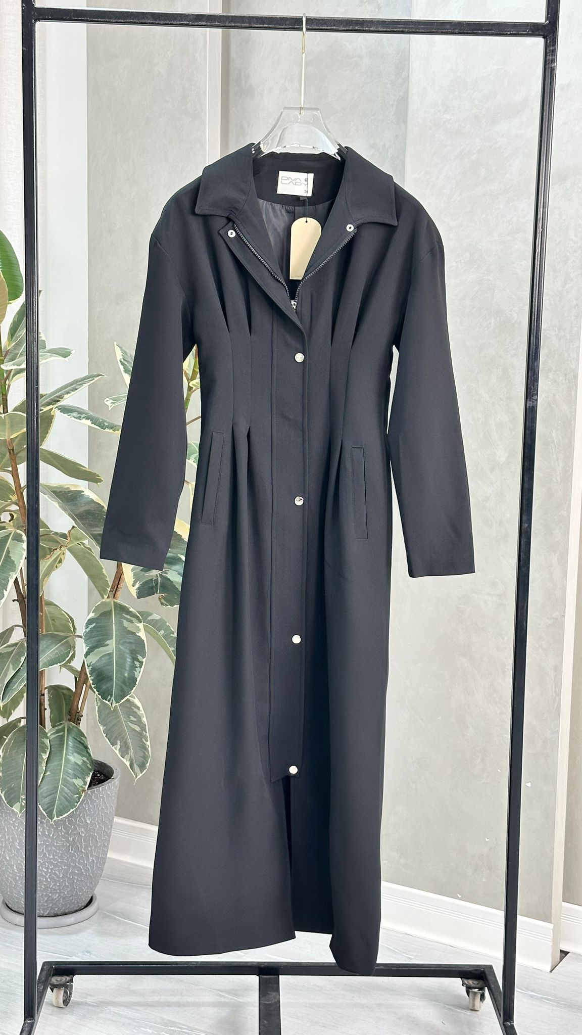 جاكيت نسائي طويل