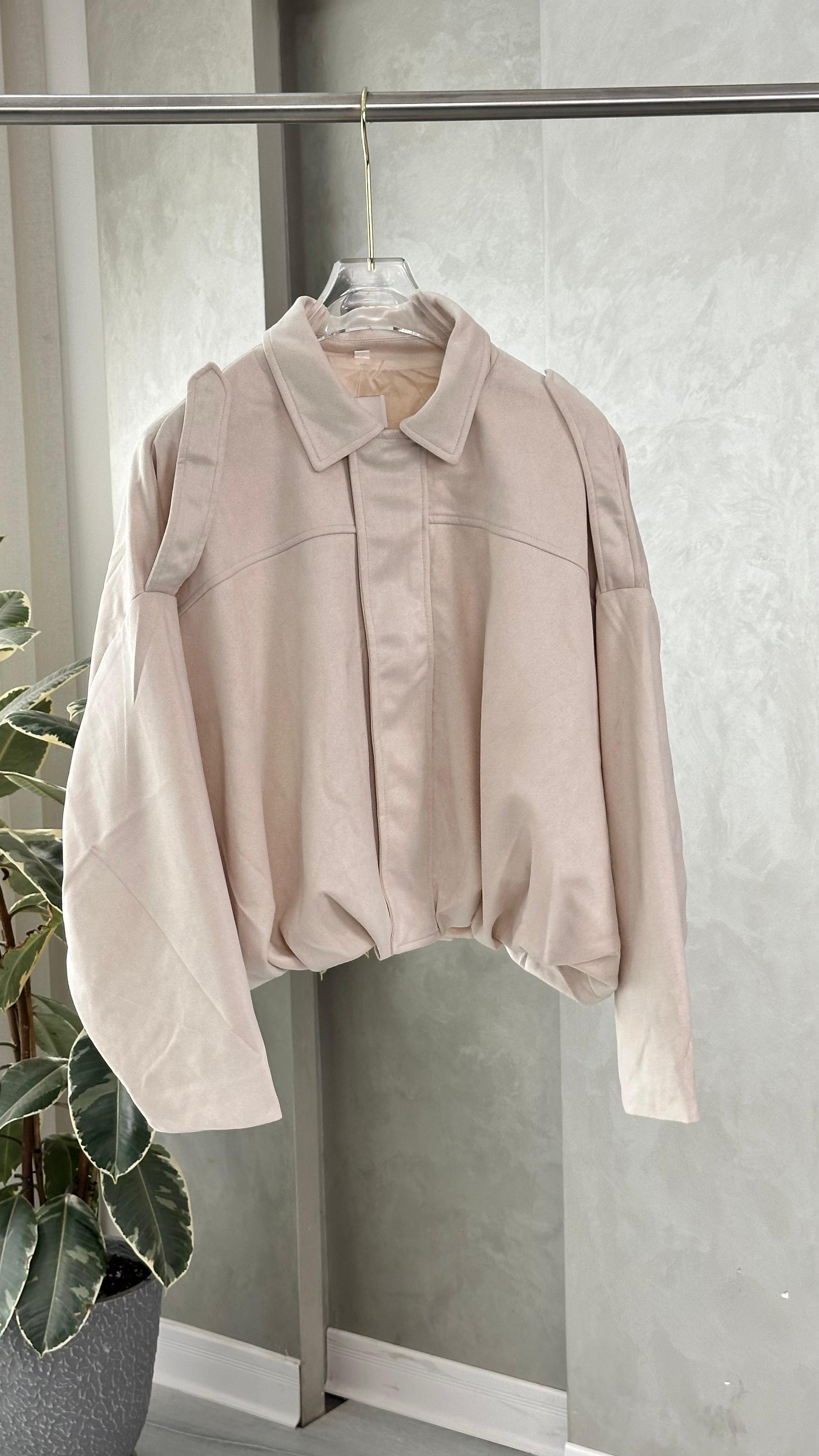 جاكيت قصير شامواة