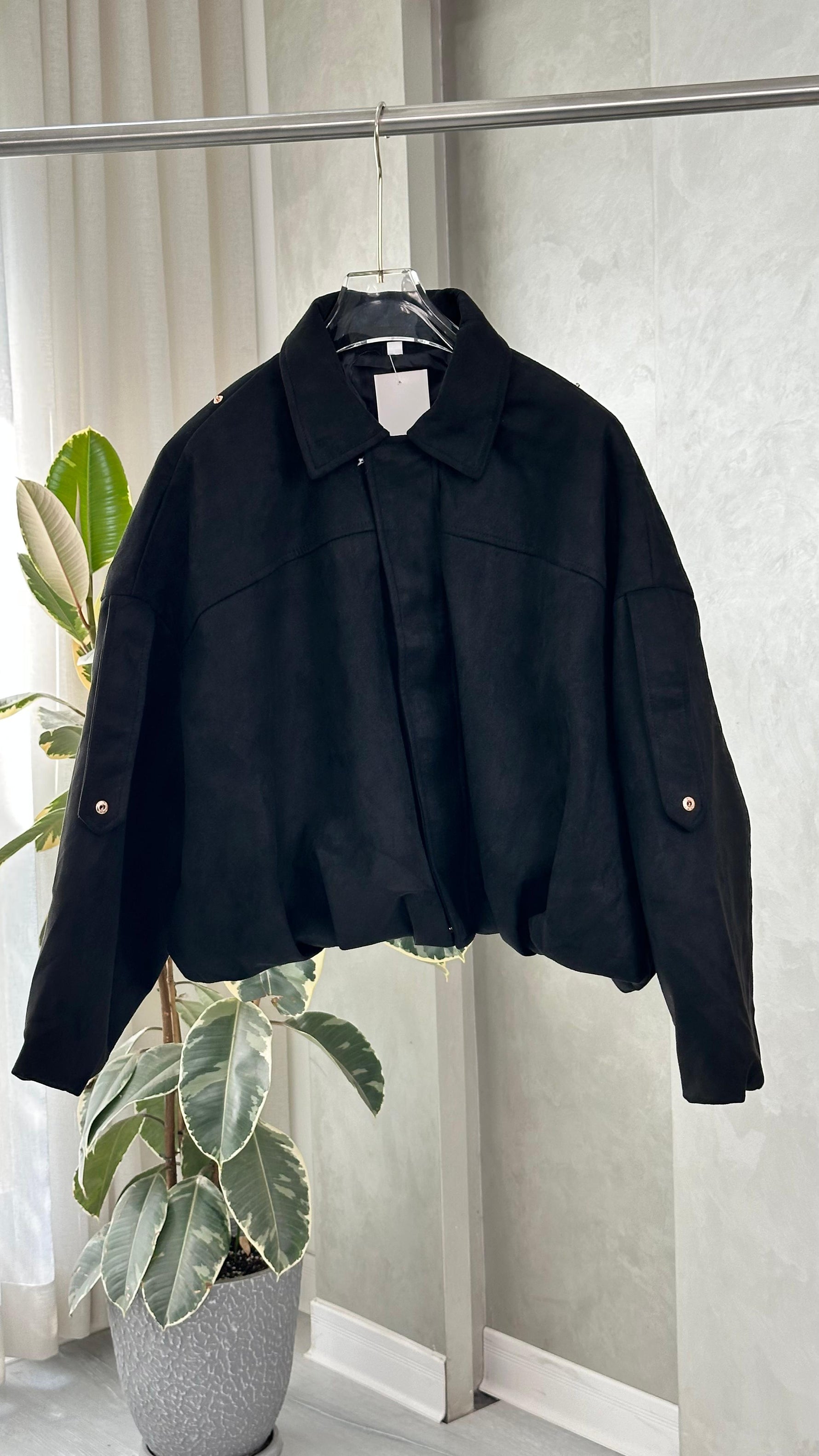 جاكيت قصير شامواة