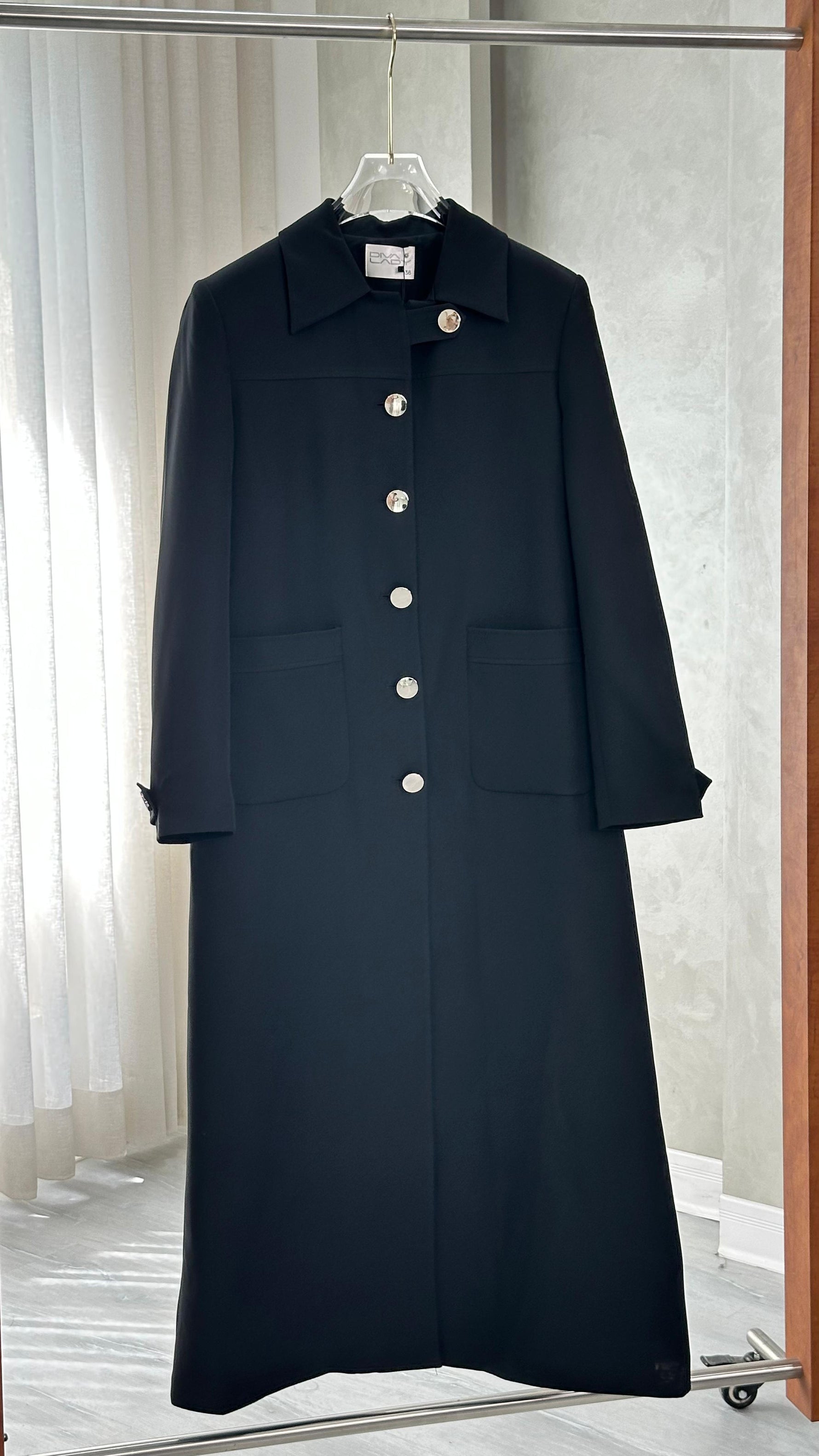 جاكيت نسائي طويل