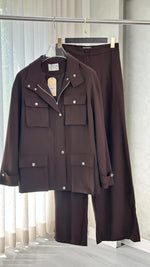 بدلة نسائي بجيوب كبيرة