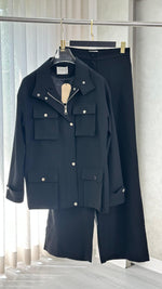 بدلة نسائي بجيوب كبيرة