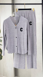 بيجامة نسائي