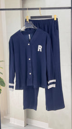 بيجامة نسائي كلاسيكي