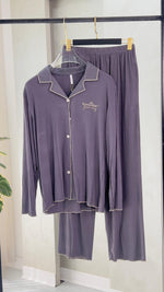 بيجامة نسائي