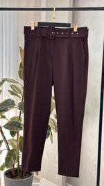 بنطلون نسائي