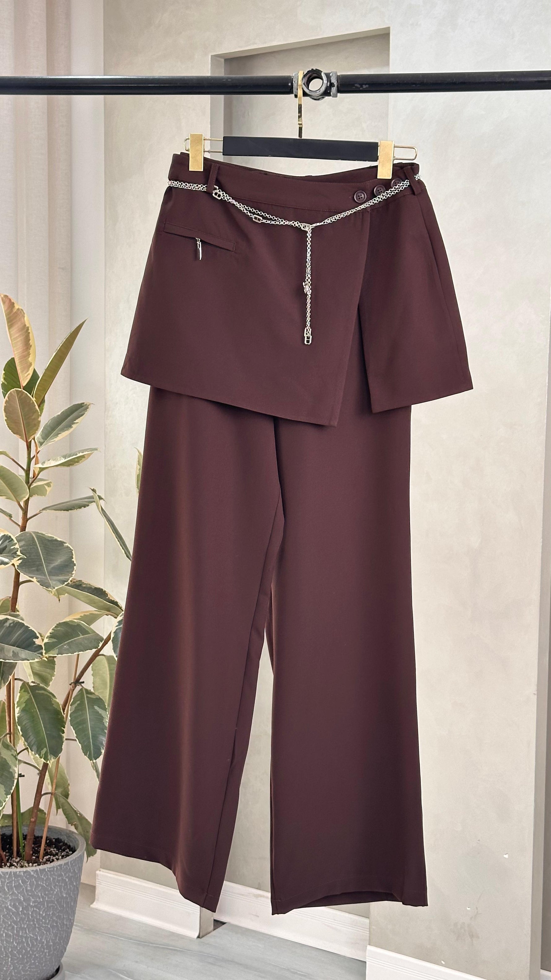 بنطلون نسائي حزام