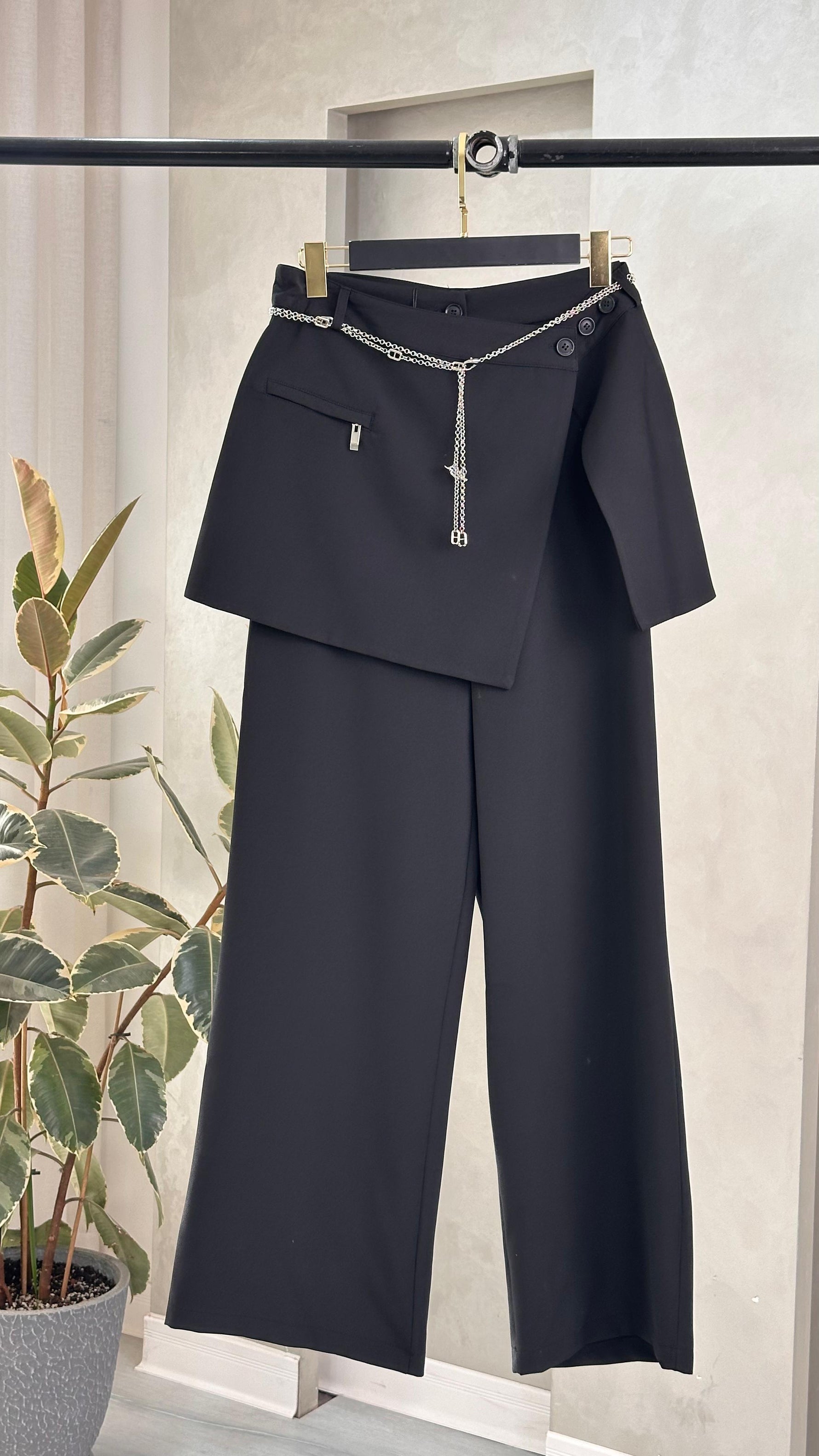 بنطلون نسائي حزام