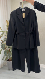 بدلة رسمي رابطة