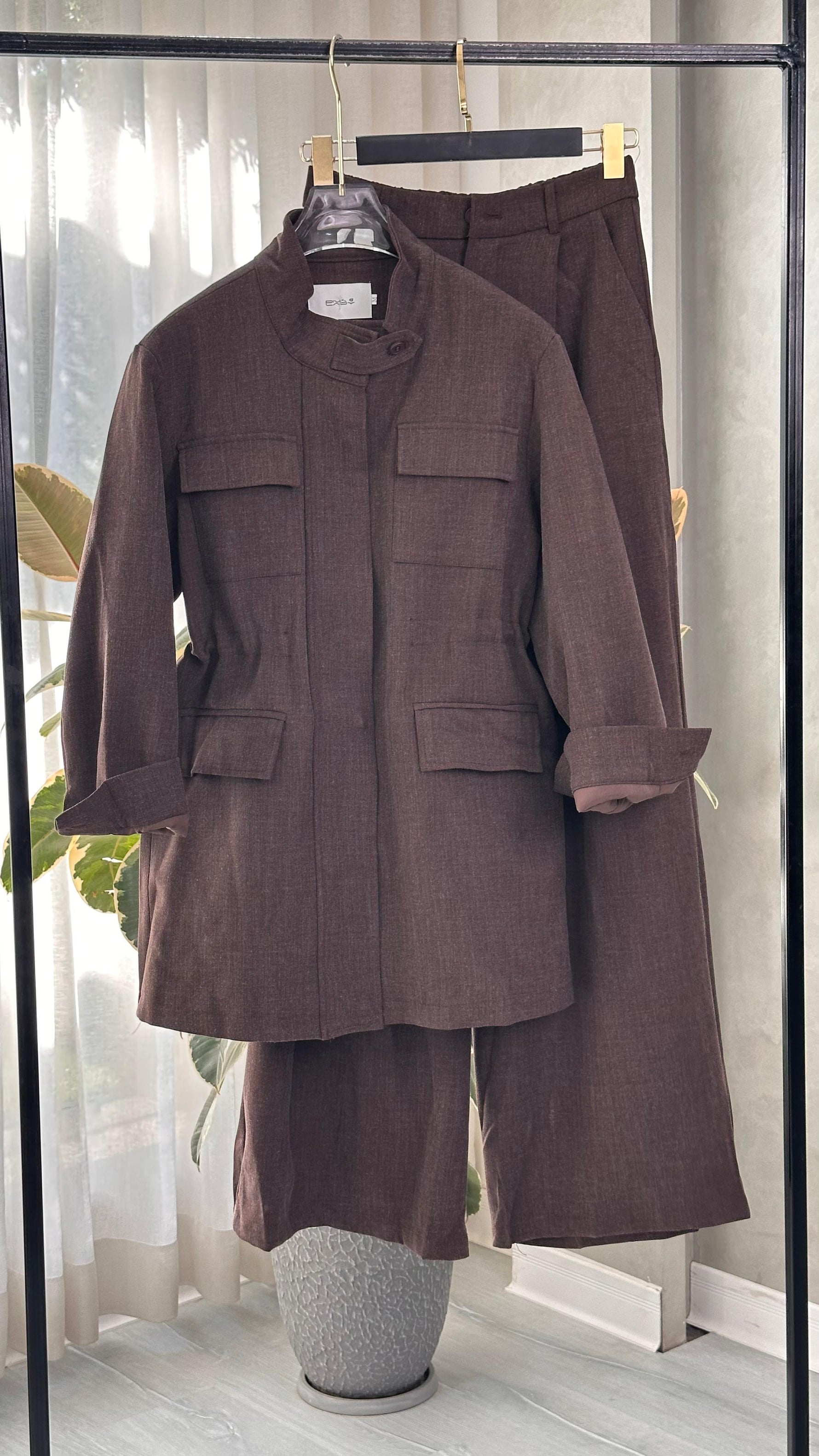 بدلة جينز بأربع جيب