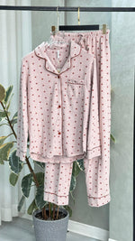 بيجامة نسائي منقط هادئ