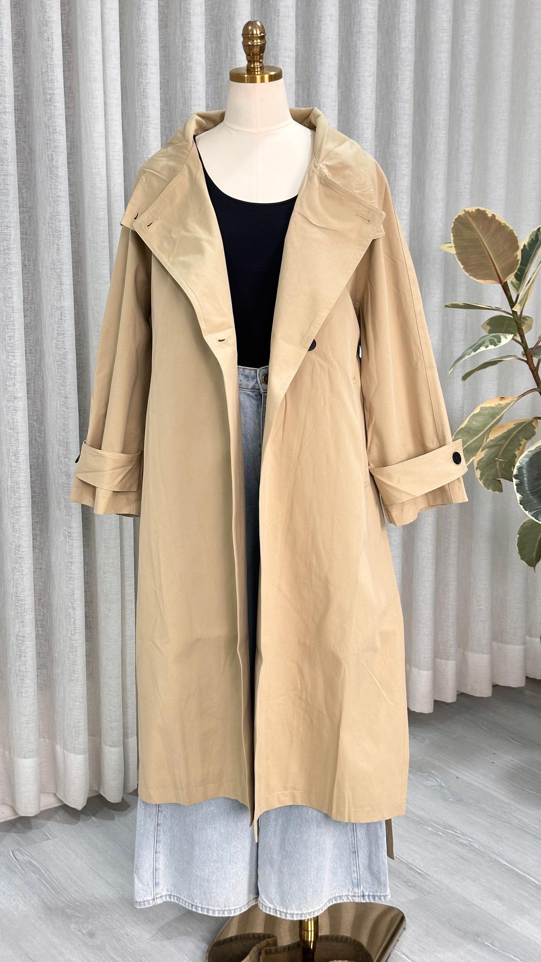 جاكيت نسائي زنار على اللكمام