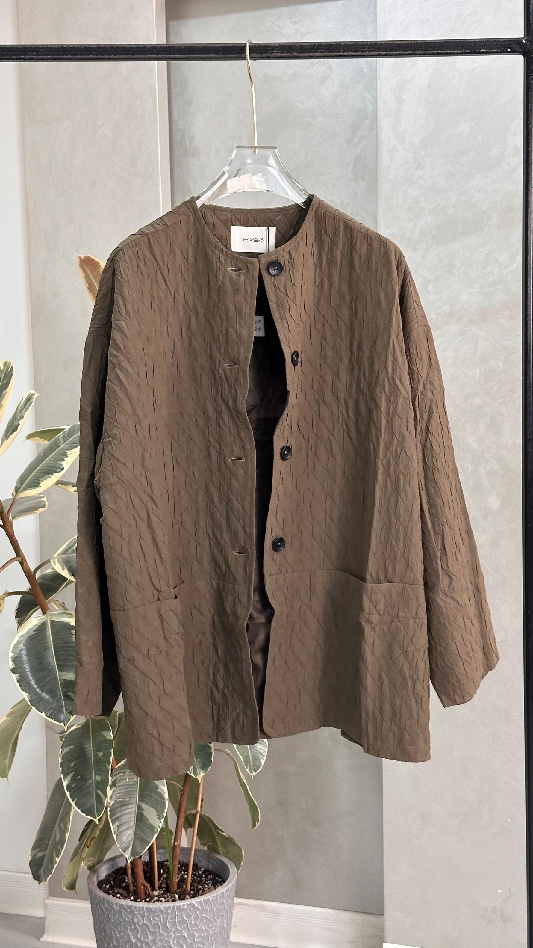 جاكيت نسائي مبطن