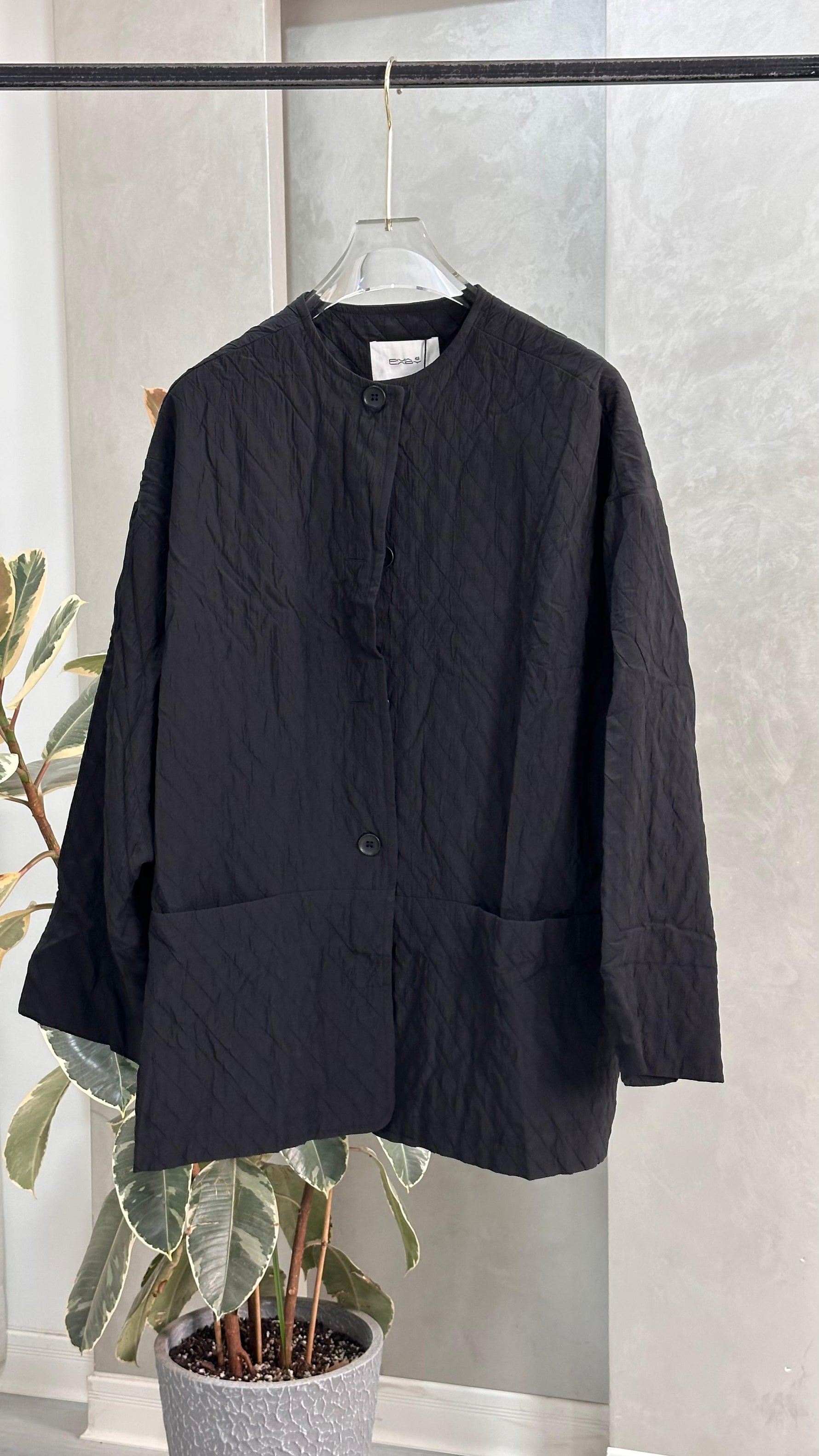 جاكيت نسائي مبطن