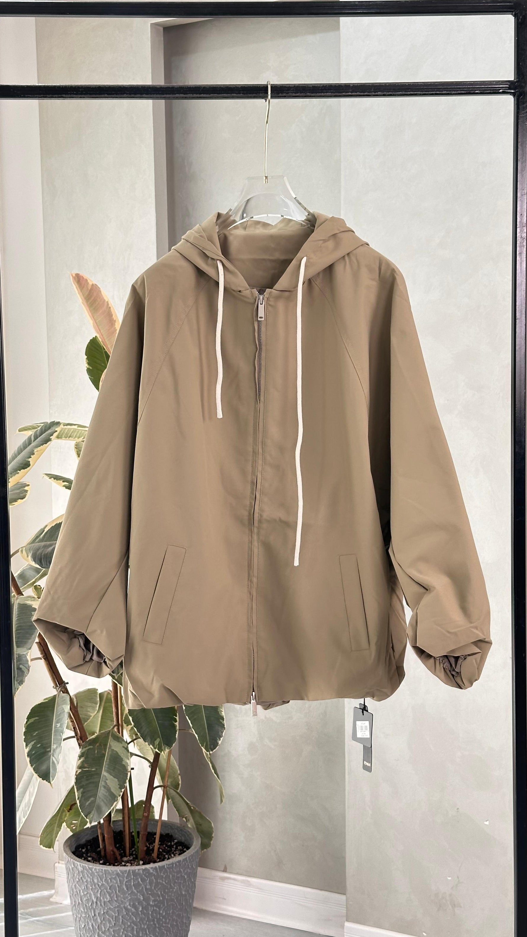 جاكيت نسائي لاطلالة يومية