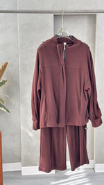 بدلة نسائي رياضية