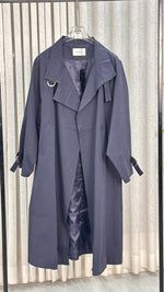 جاكيت نسائي بقماش متين