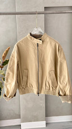 جاكيت نسائي مع سحاب امامي