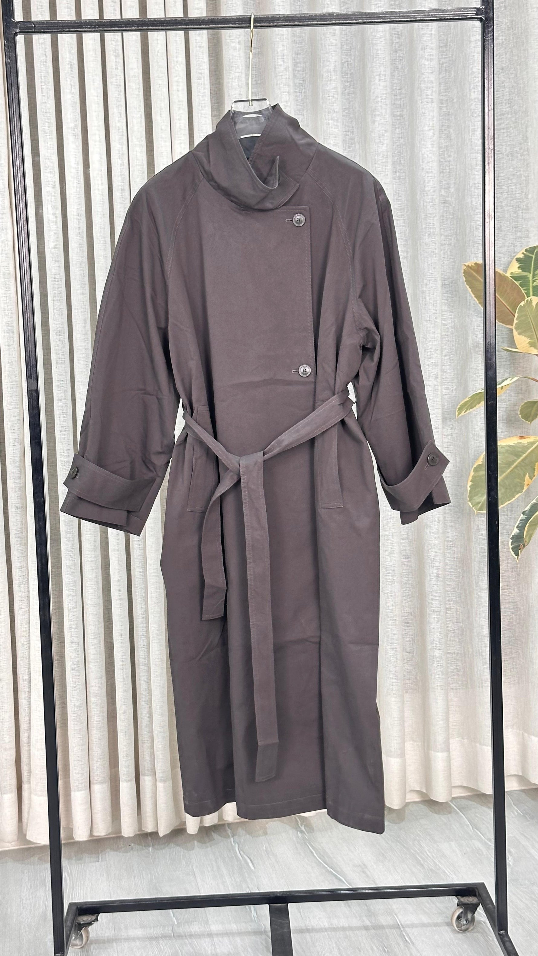 جاكيت نسائي بقصة واسعة