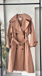 جاكيت نسائي مع صفين ازرار