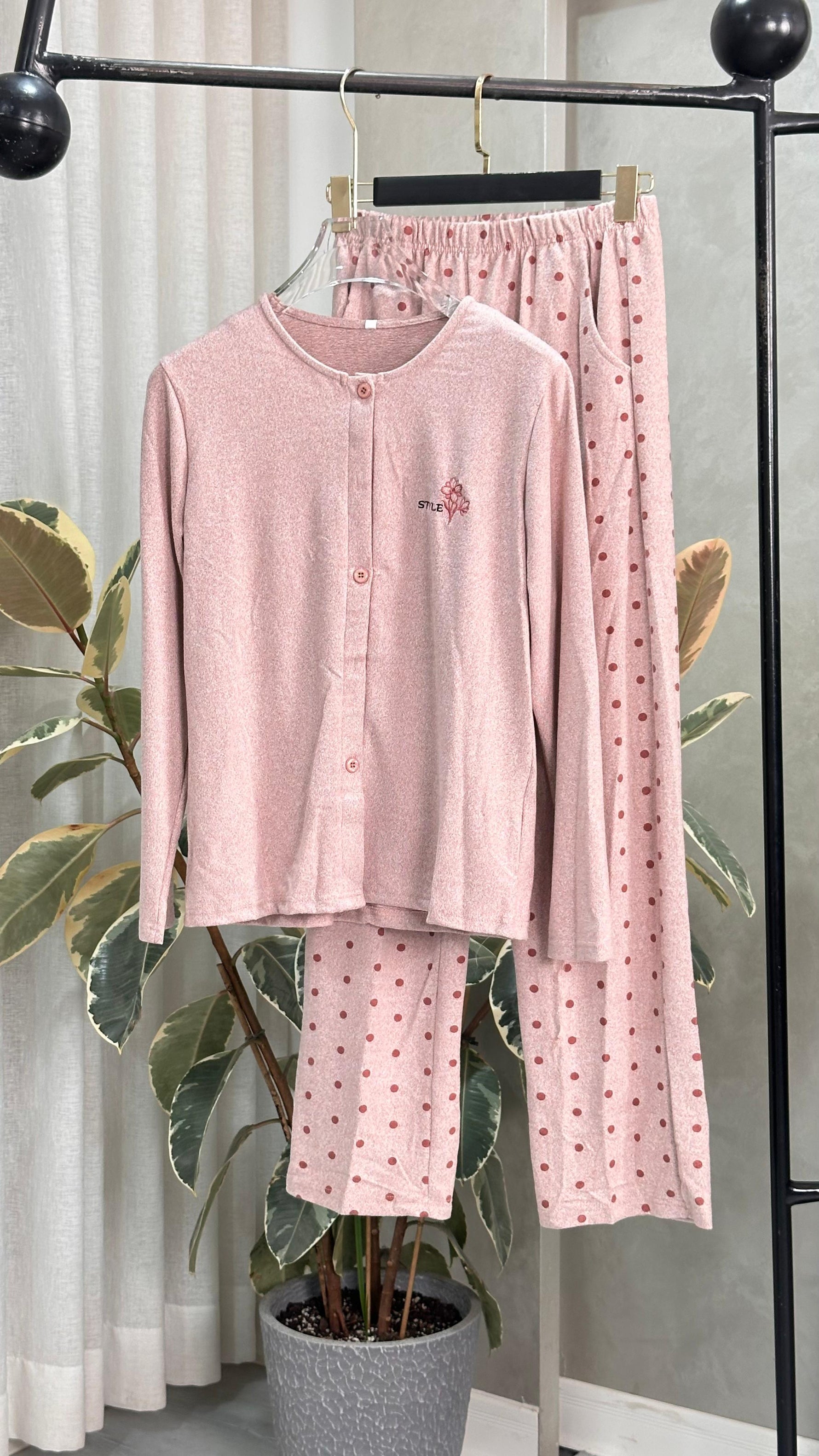 بيجامة نسائي يومية