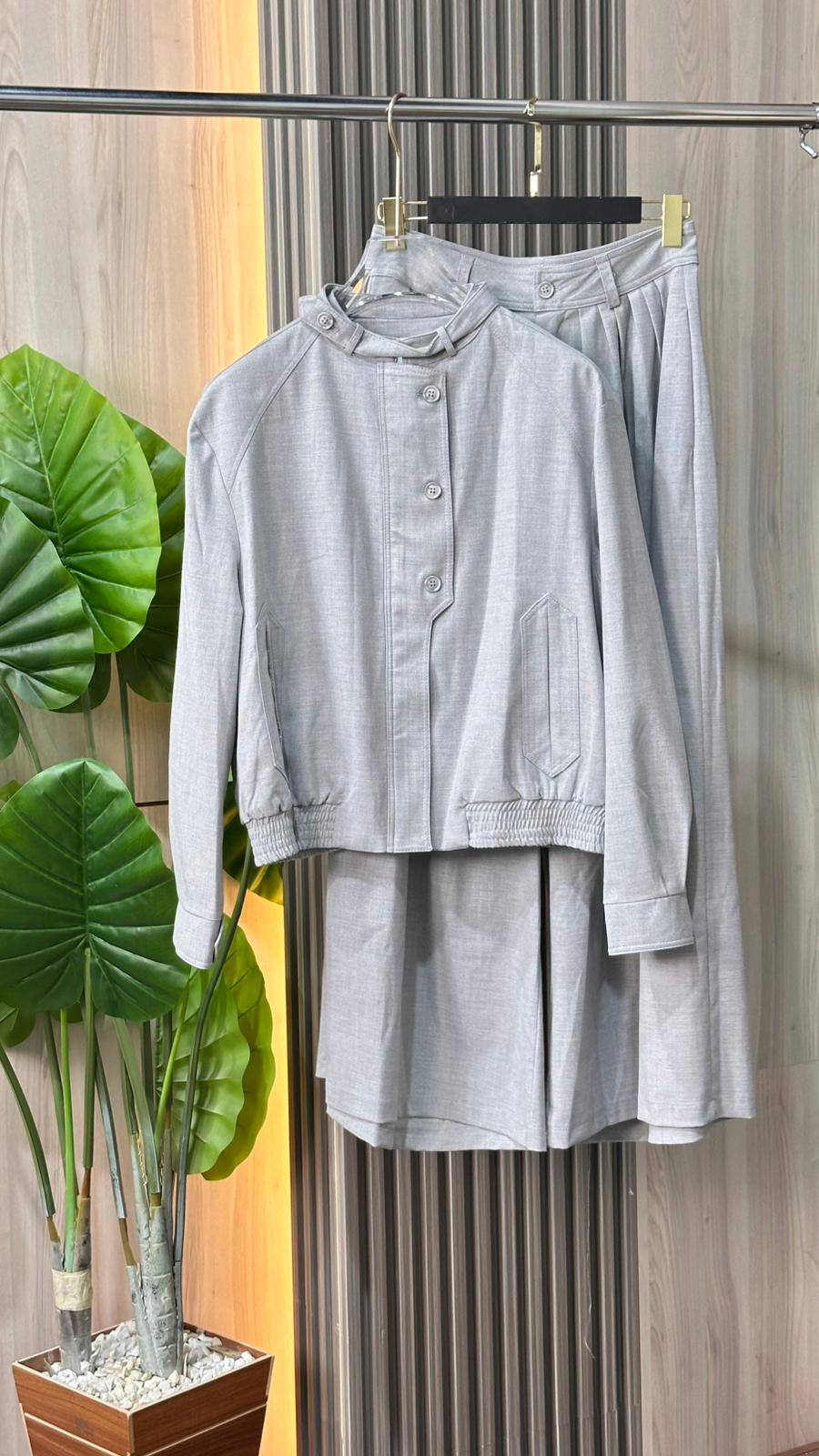 بدلة نسائي 3 زرار