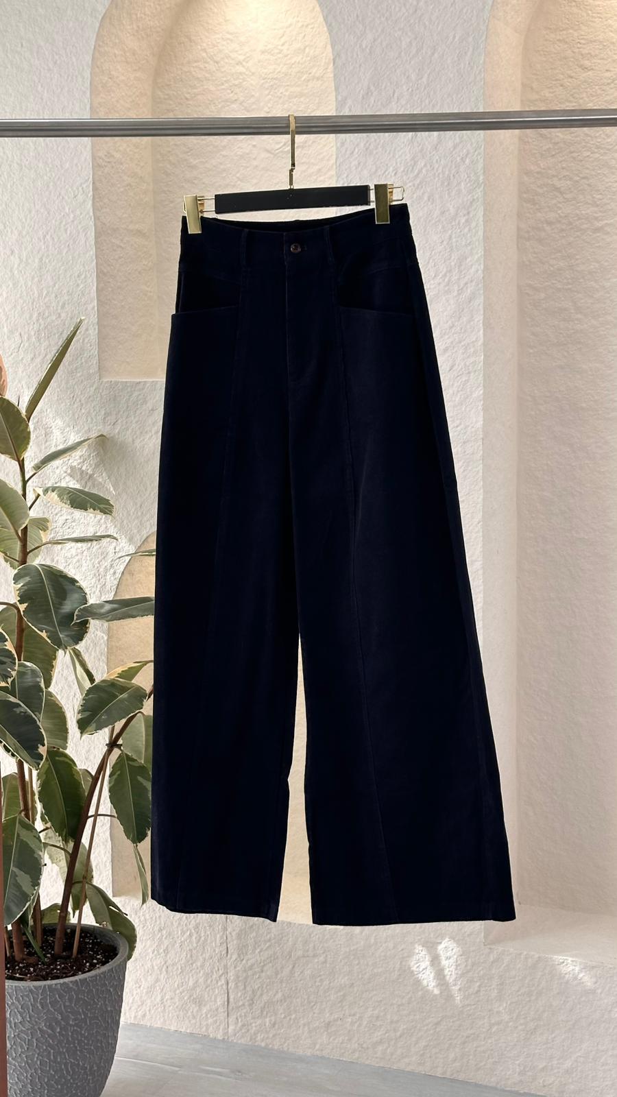 بنطلون نسائي