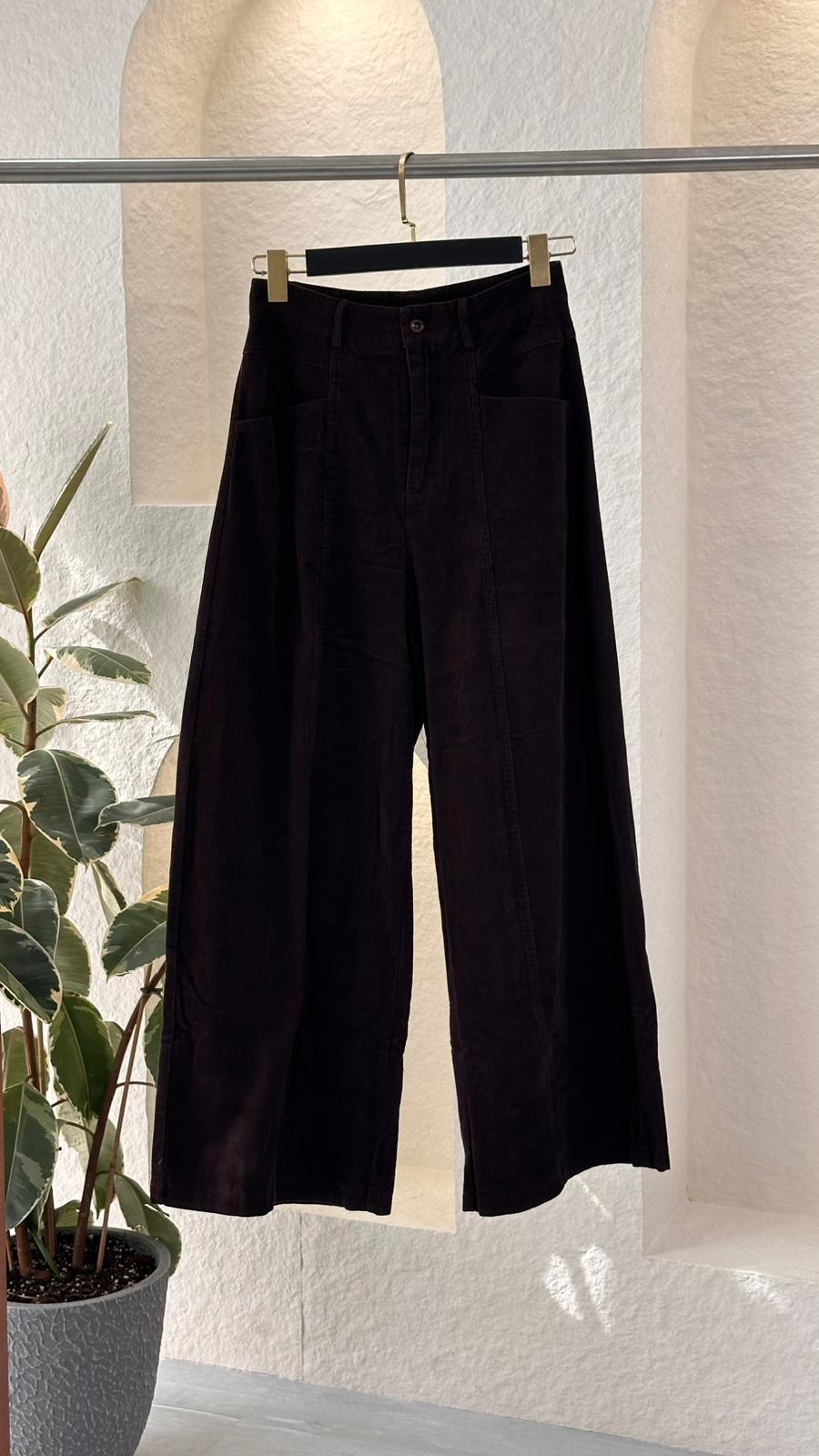 بنطلون نسائي