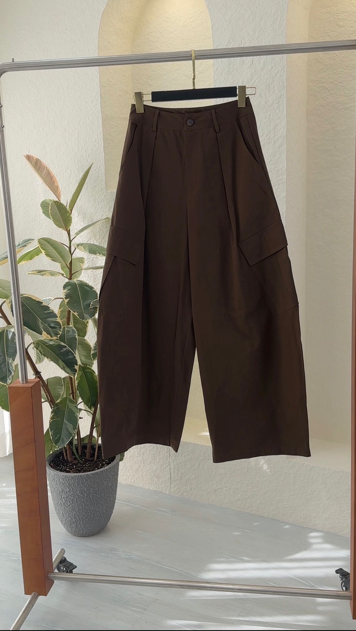 بنطلون نسائي