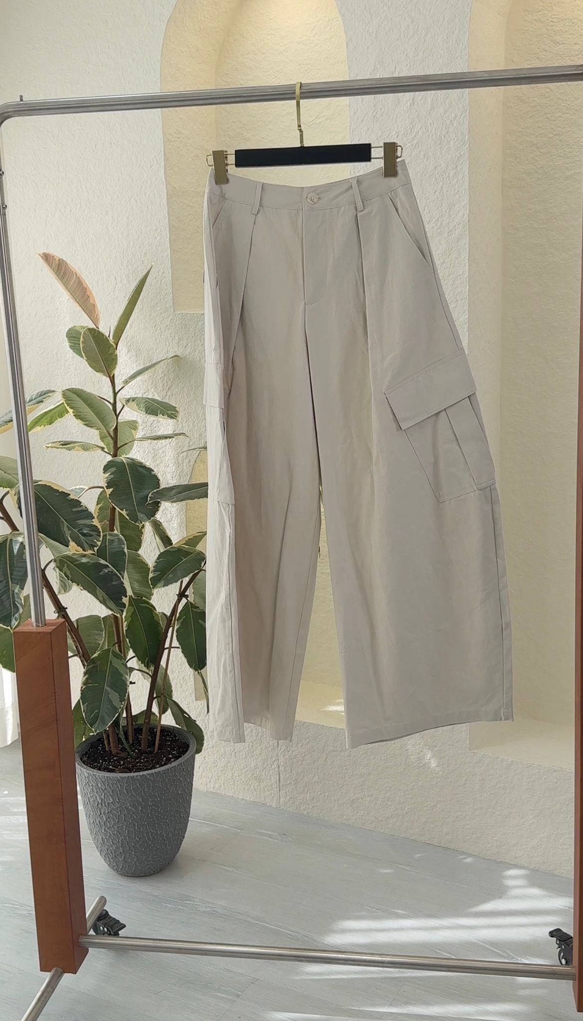 بنطلون نسائي