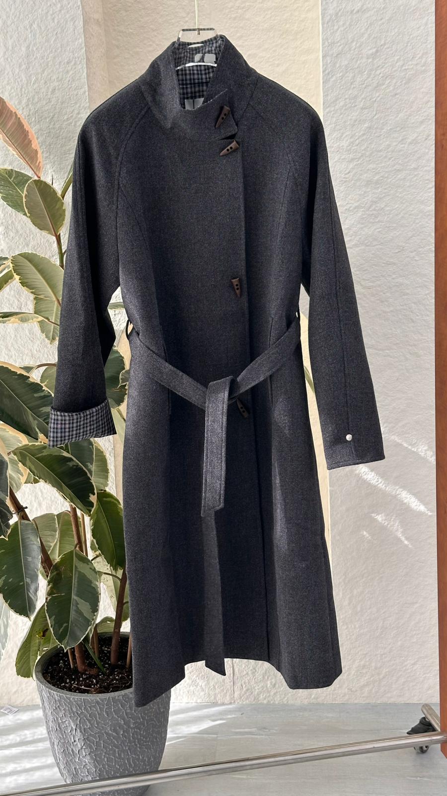 جاكيت جوخ نسائي