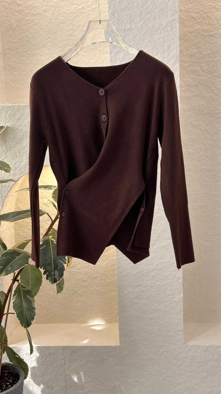 بلوزة نسائي