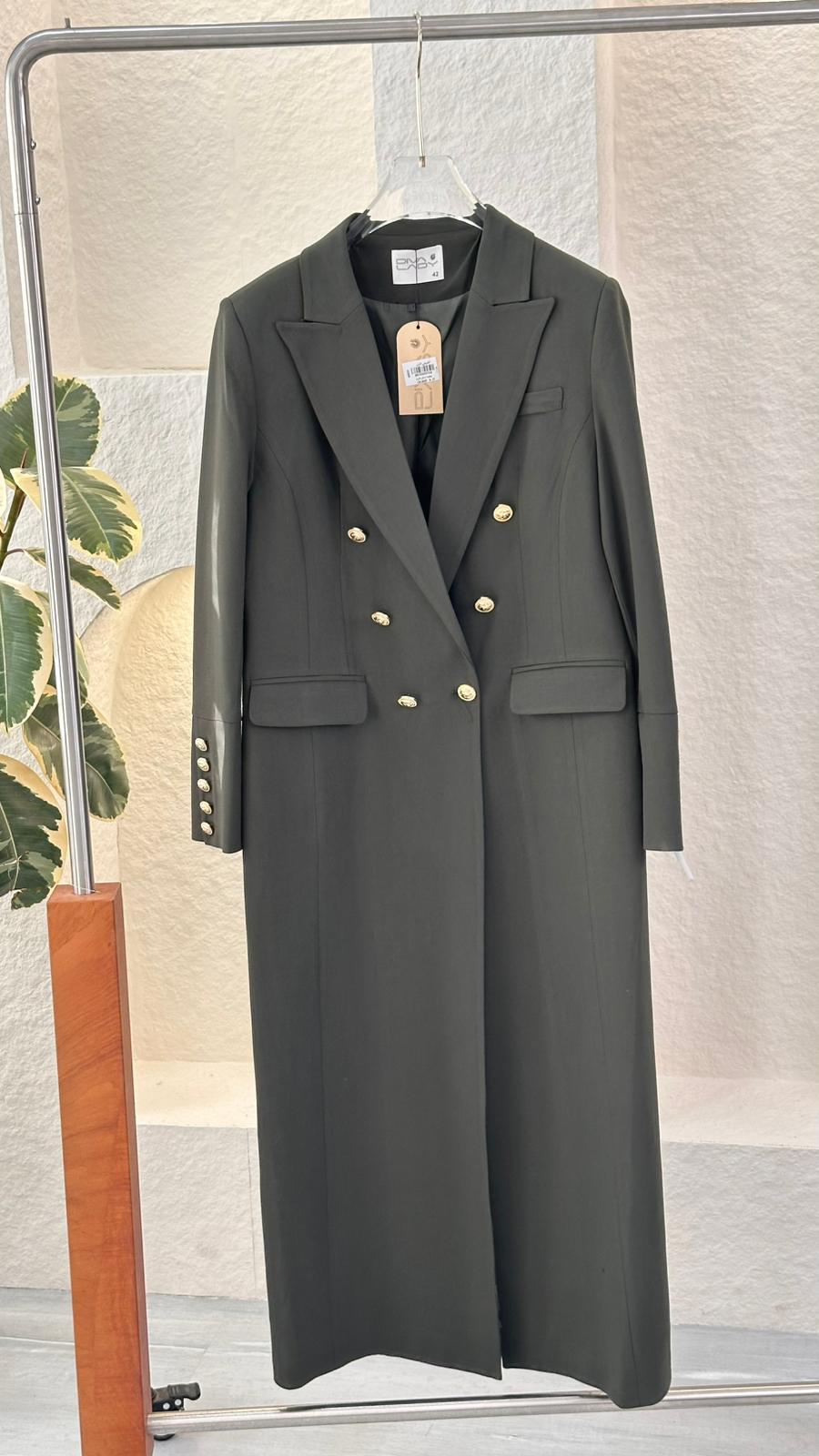 جاكيت نسائي طويل