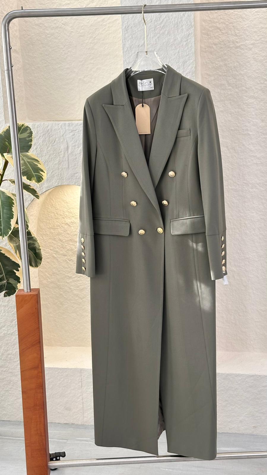 جاكيت نسائي طويل