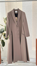 جاكيت نسائي مع ازرار