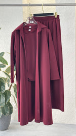 بدلة نسائي بجاكيت طويل