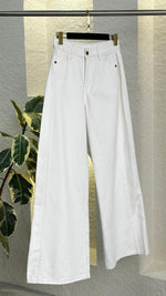 بنطلون جينز نسائي