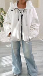 جاكيت نسائي كبوس