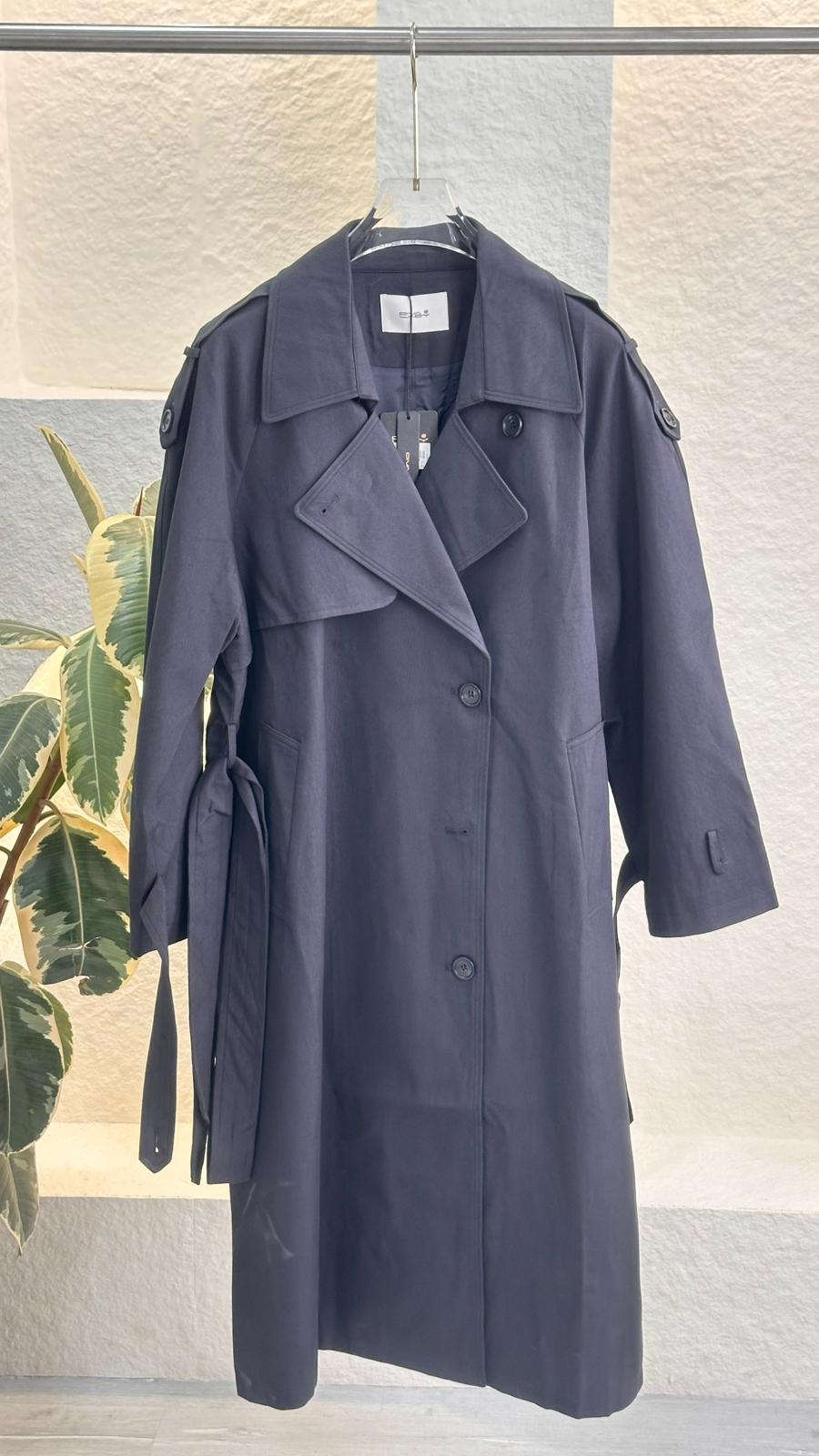 جاكيت نسائي طويل